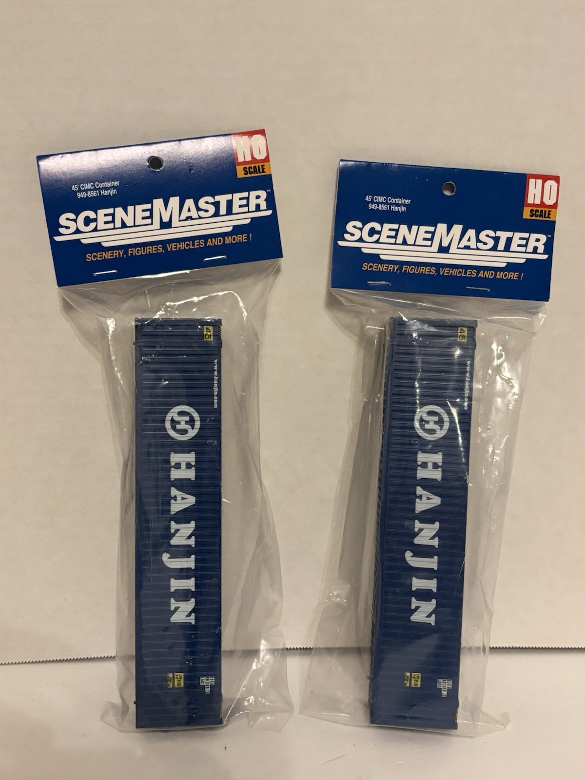 Walthers SceneMaster 949-8208 40’ Hi-Cube Container Hanjin NIB lot of 2