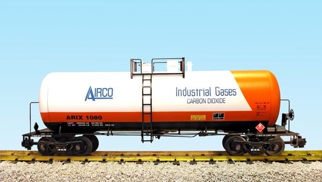 USA Trains G Scale 15259 AIRCO 42′ TANK CAR WHITE/ORANGE/BLACK