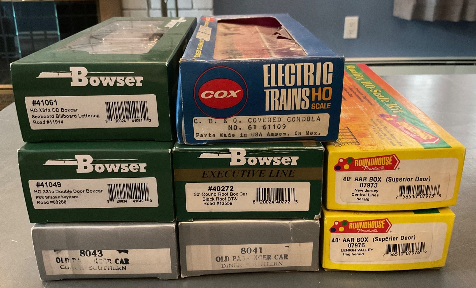 HO Scale Model Trains Bowser, Cox, Roundhouse & Scene Master Mixed Lot