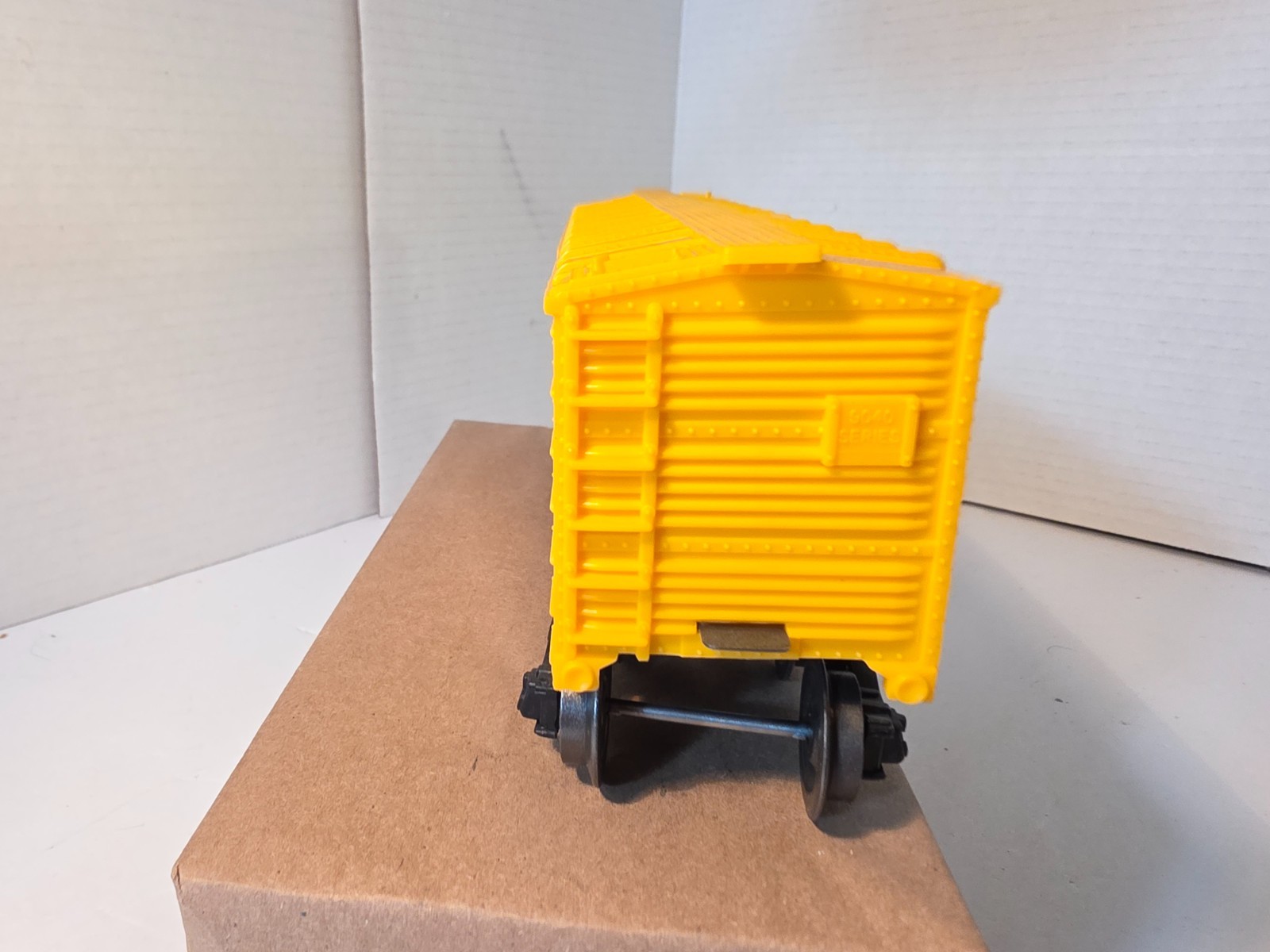 MPC ERA 1986 Lionel 6-7926 Yellow Nickel Plate Road Double Door Boxcar NKP 7926