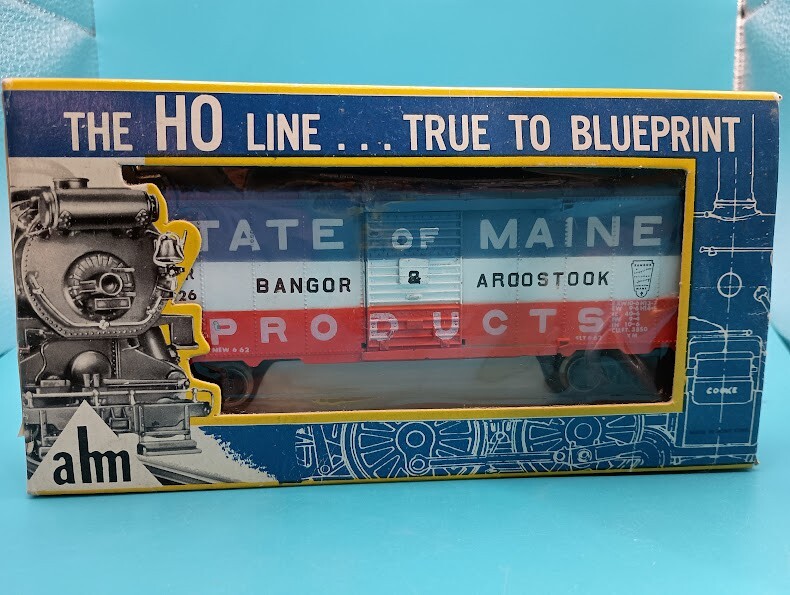 AHM VINTAGE HONG KONG STATE OF MAINE BANGOR & AROOSTOOK HO BOX CAR RTR