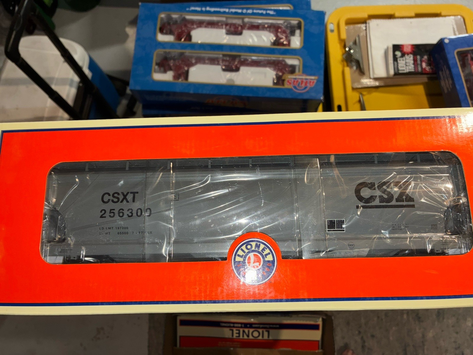LIONEL CSX ACF ALUMINUM 4 BAY COVERED HOPPER CAR 6-27071 O SCALE
