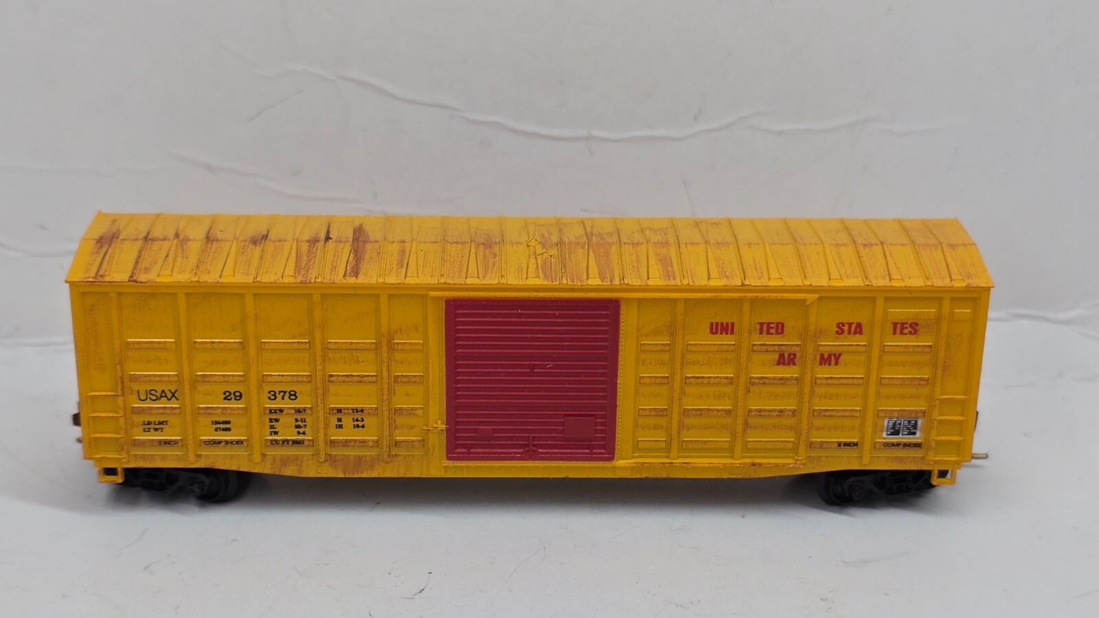 Micro-Trains N Scale UNITED STATES U.S. ARMY USAX 29378 Yellow Train Box Car