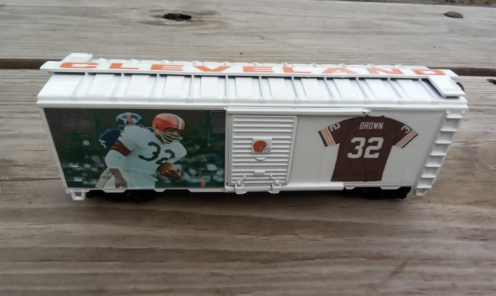 MLB NHL NFL NBA PGA PLAYER HO scale train boxcar athearn custom train BOXCAR