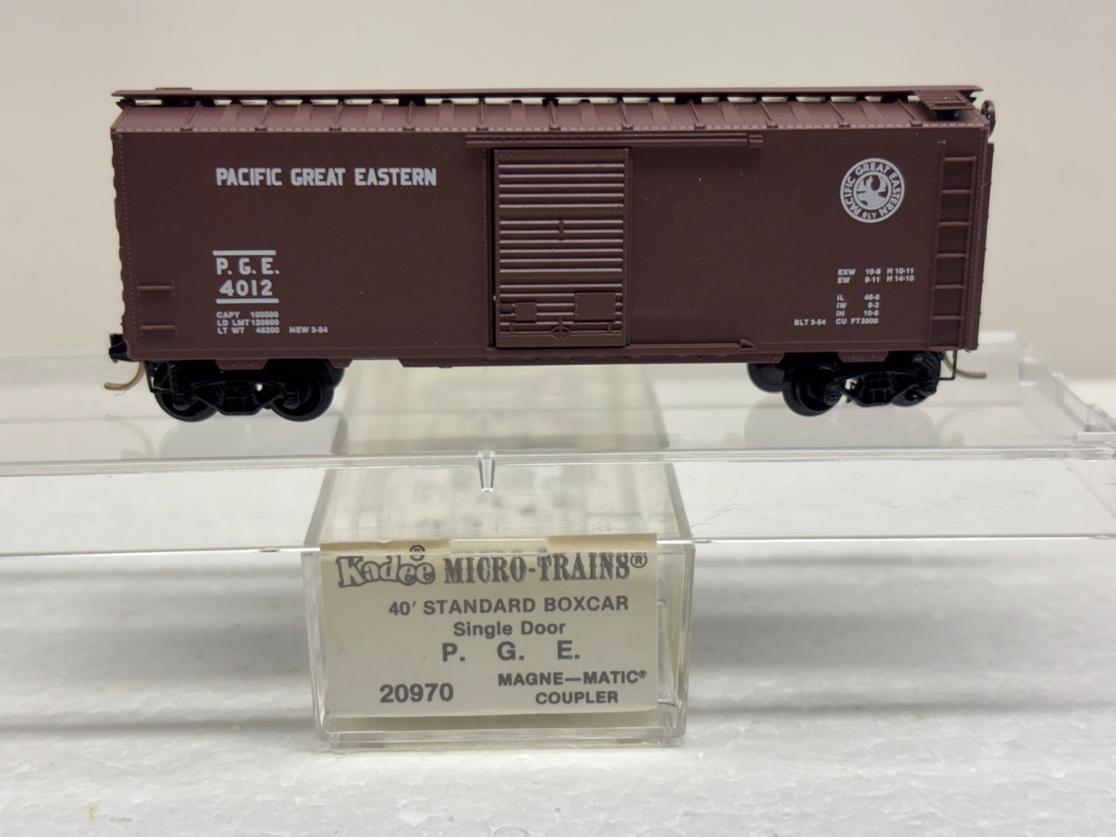 N Scale Kadee Micro Trains MTL 20970 Pacific Great Eastern PGE 4012 Box Car