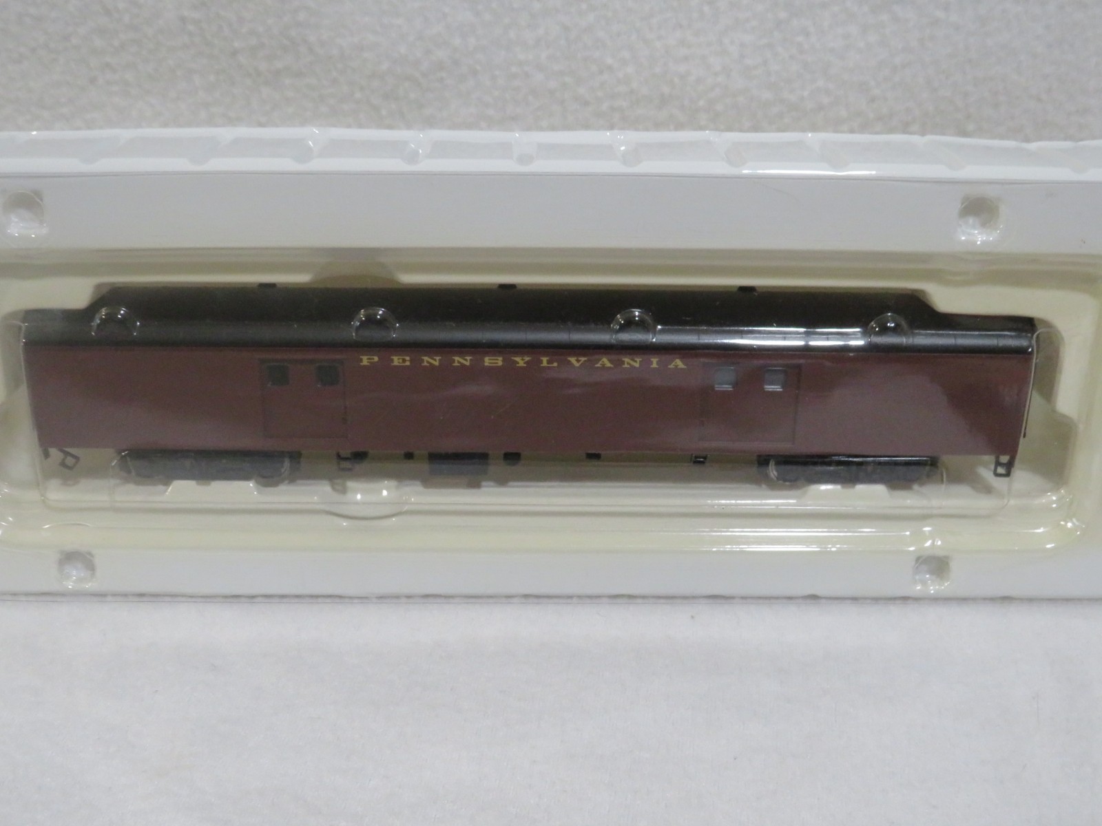 Walthers Trainline Pullman-Standard 72″ Baggage Car Pennsylvania HO New 932-6807