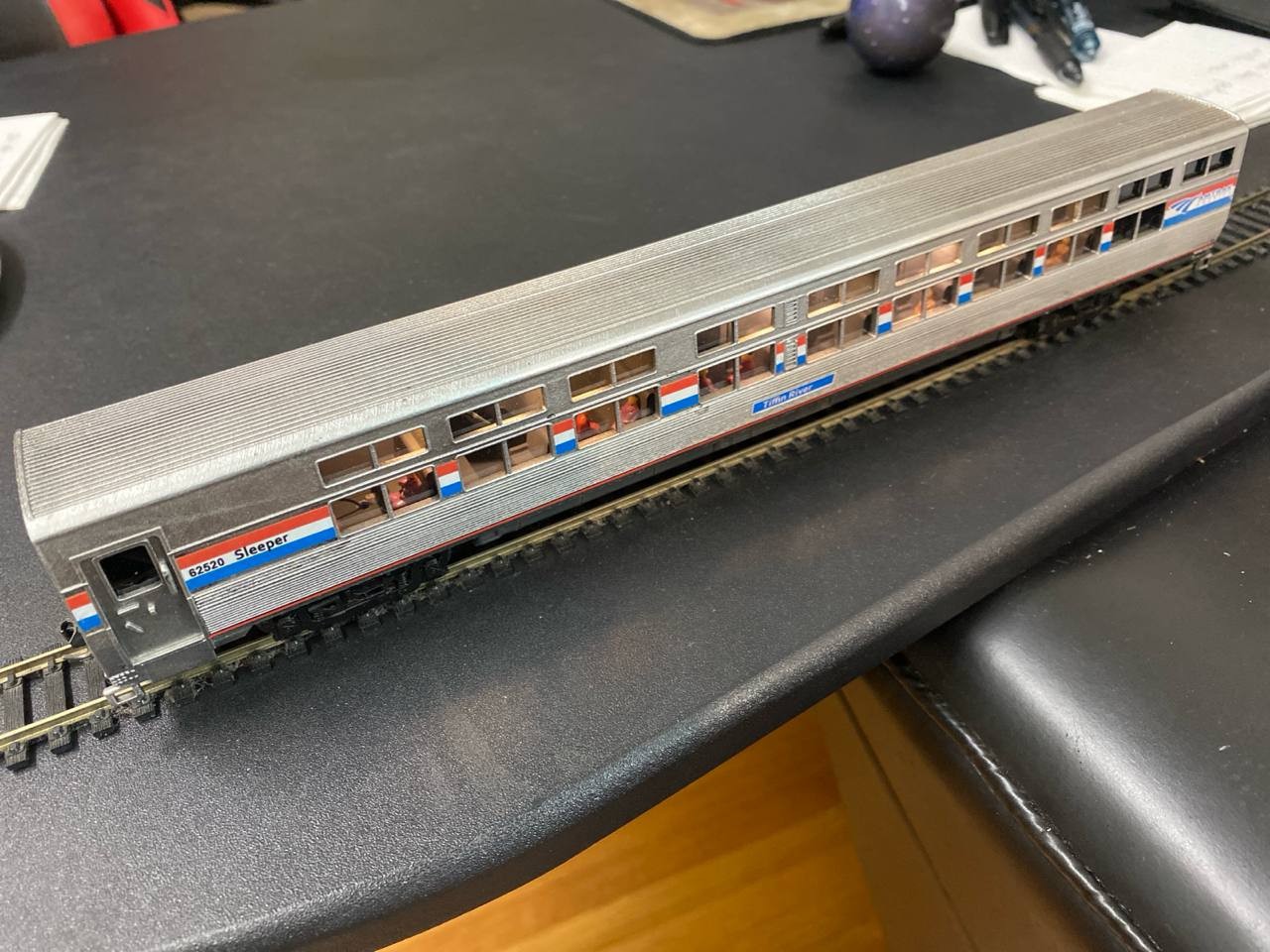 HO Amtrak Viewliner II Phase III RTR plated finish, lighted, figures, custom