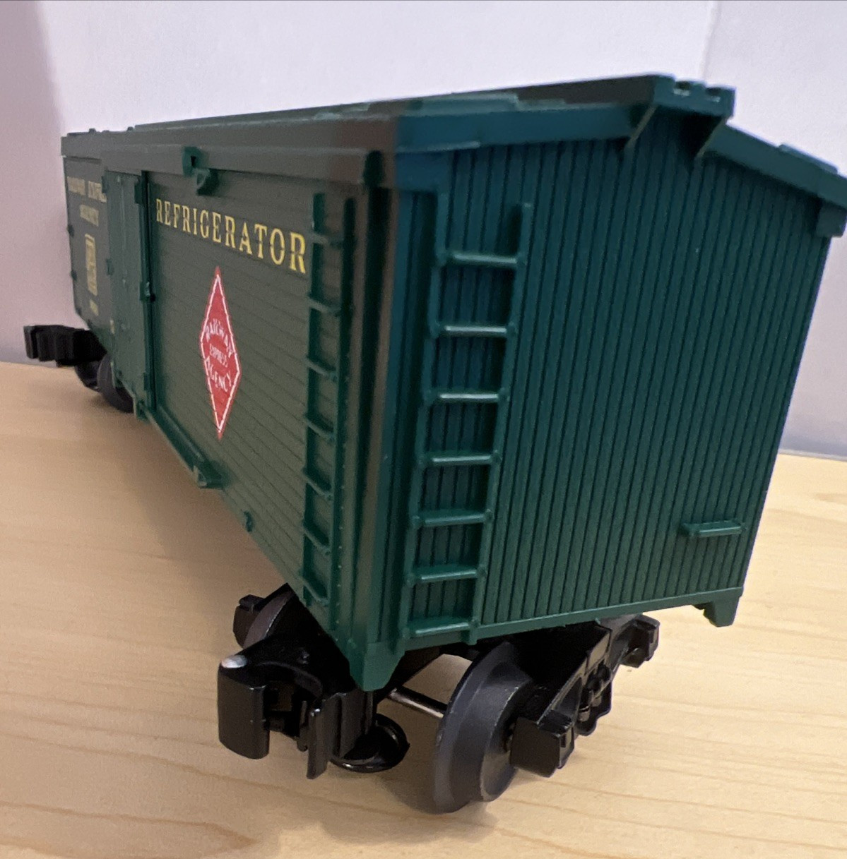 Lionel 6-19536 SOO Line Railway Express Agency Refrigerator Car-New In Orig Box