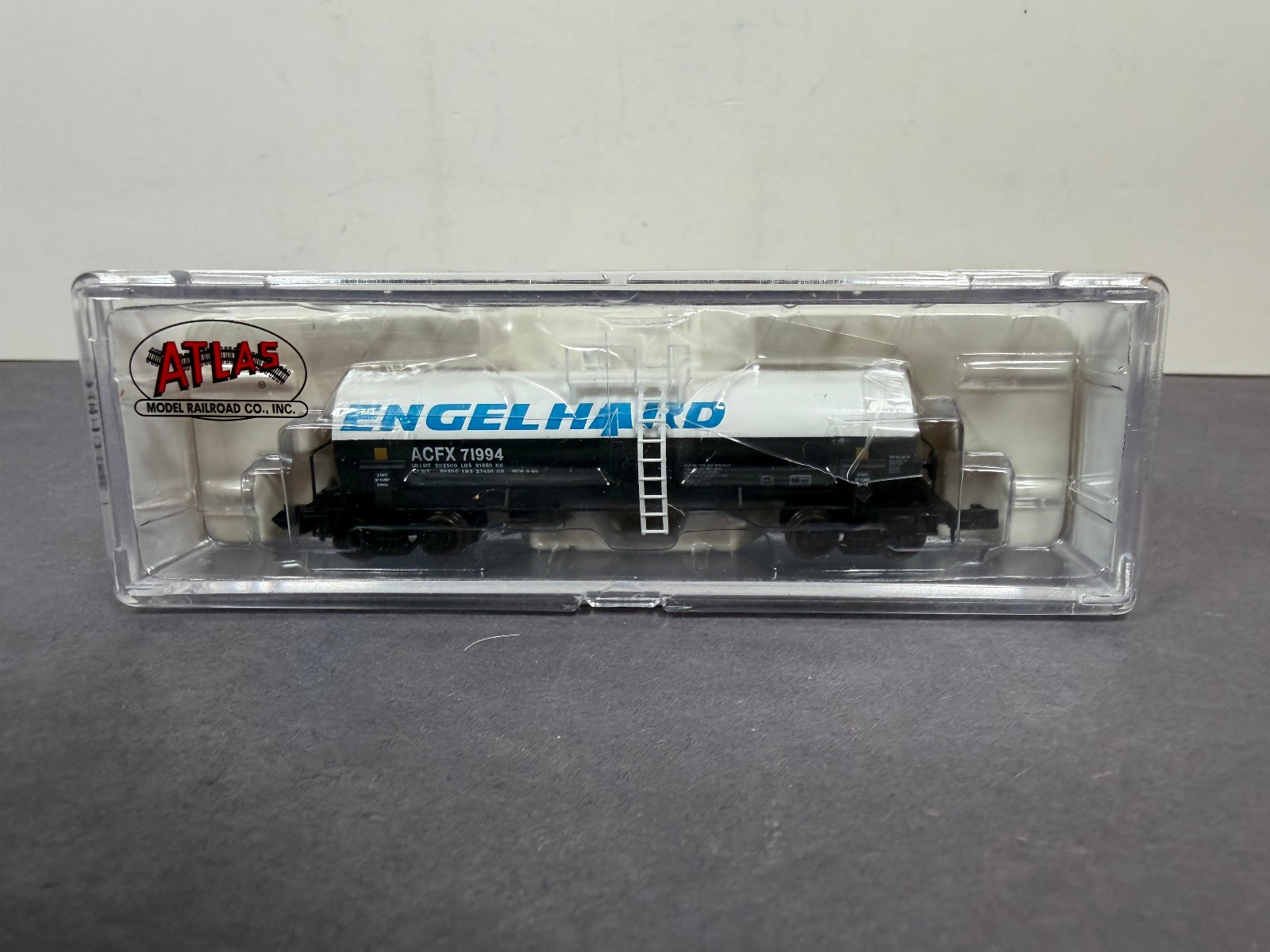 Atlas N Scale Train 34803 Kaolin Tank Car ENGELHARD ACFX 71994