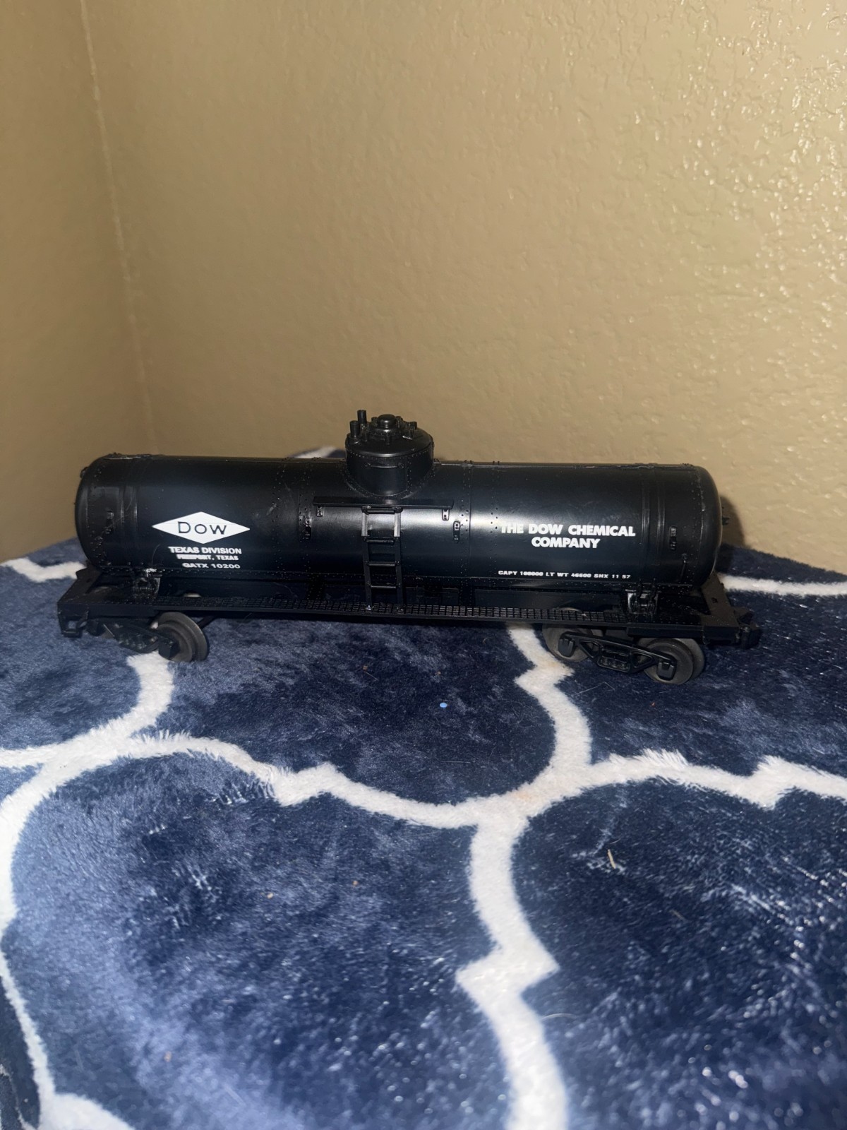 Dow Single Dome Tank Car