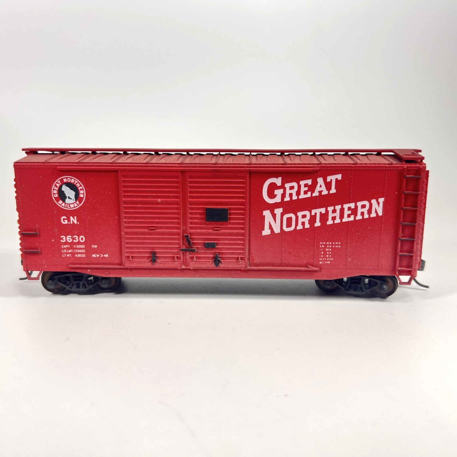 Vintage Accurail HO 40′ DBL DR Steel Box Car Great Northern 3630 – w/box 3007