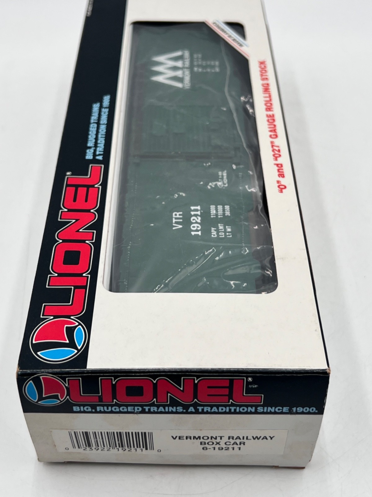 Lionel 6-19211 Vermont Railway Box Car O O27 Gauge New in Original Box USA