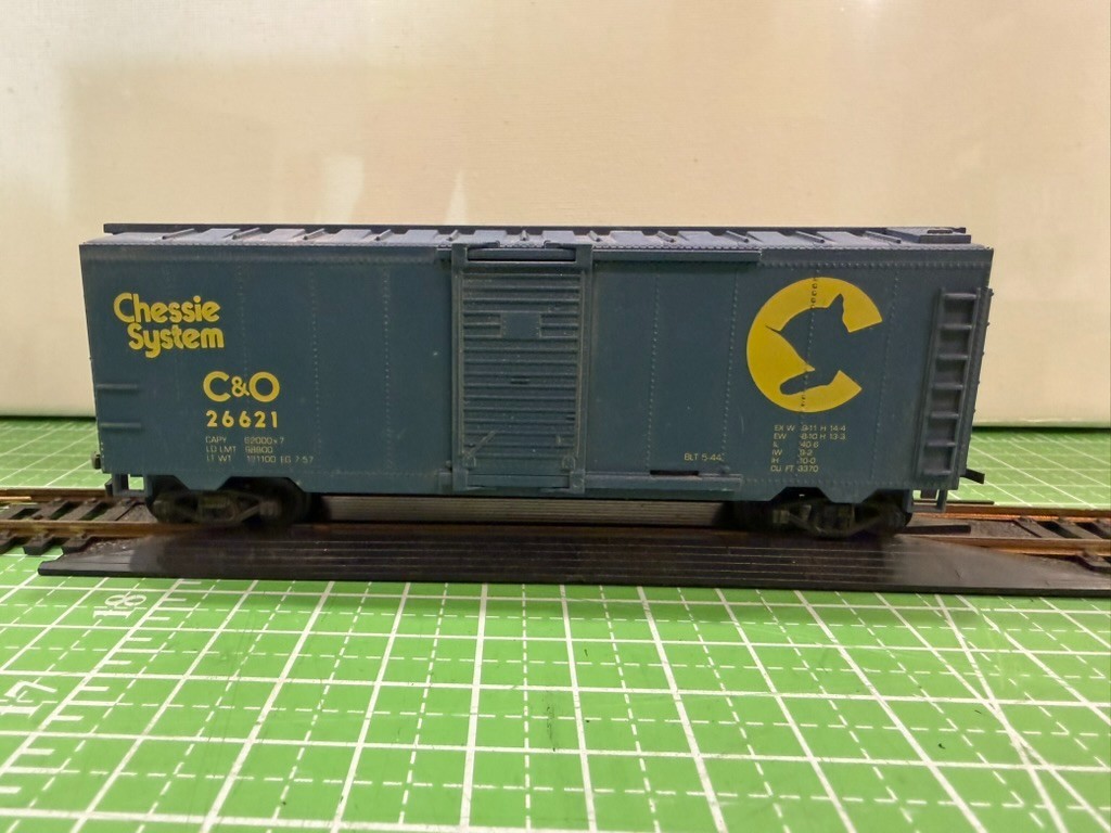LOT of 4 Vintage HO Scale Box Cars 2 by Buchmann 2 Unknown Manufacturer. Read.