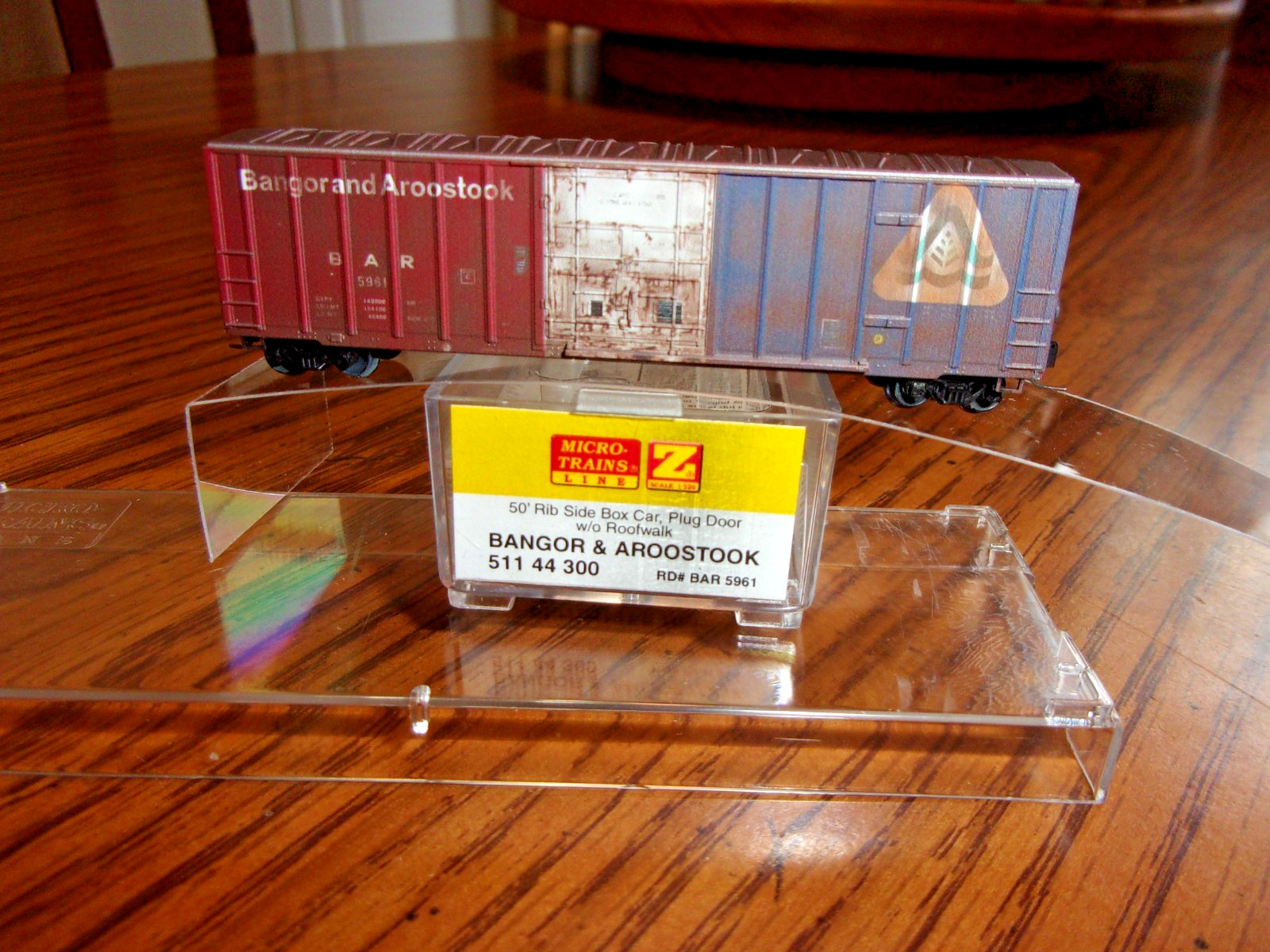 ZMicro-trains c 511 44 300 New Z-scale Bangor & Aroostock Boxcar #5961