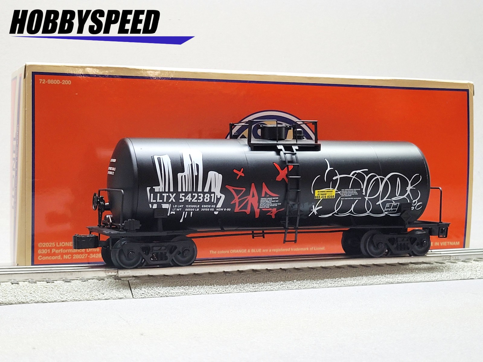 LIONEL LLTX GRAFFITI 40′ TANK CAR #542381 O GAUGE tanker freight 2542381 NEW