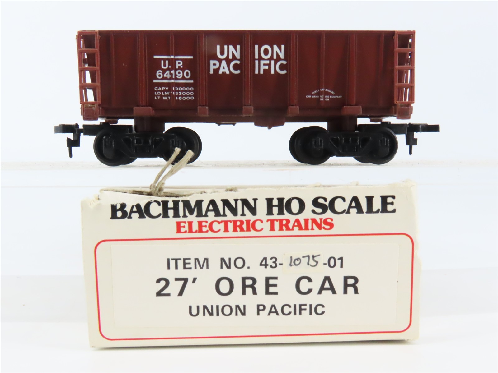 HO Scale Bachmann 43-1075-01 UP Union Pacific Railroad 27′ Ore Car #64190