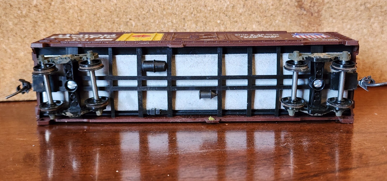 Union Pacific Railroad 40′ Double Plug Door Boxcar 113321 Athearn HO Scale