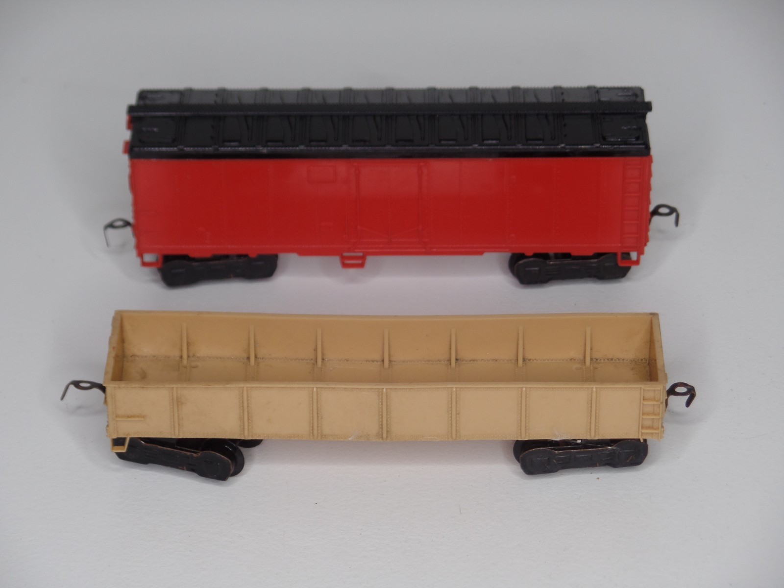 West Germany Train Car Lot Unknown Manufacturer Red Caboose Gondola Box Car Lot