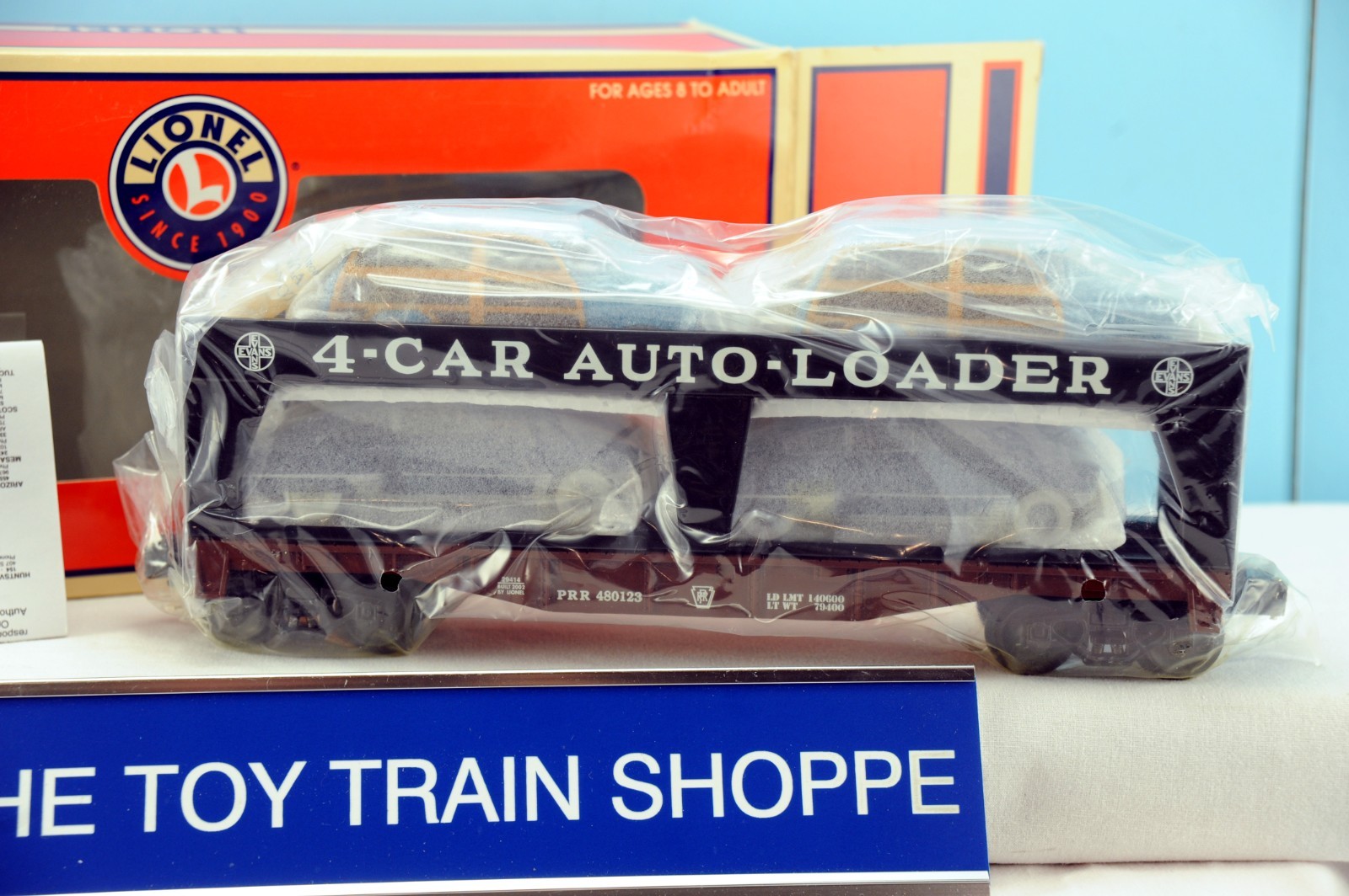 LIONEL 29414 PENNSYLVANIA EVANS AUTO LOADER W 4 DIE-CAST CARS. NEW IN BOX.