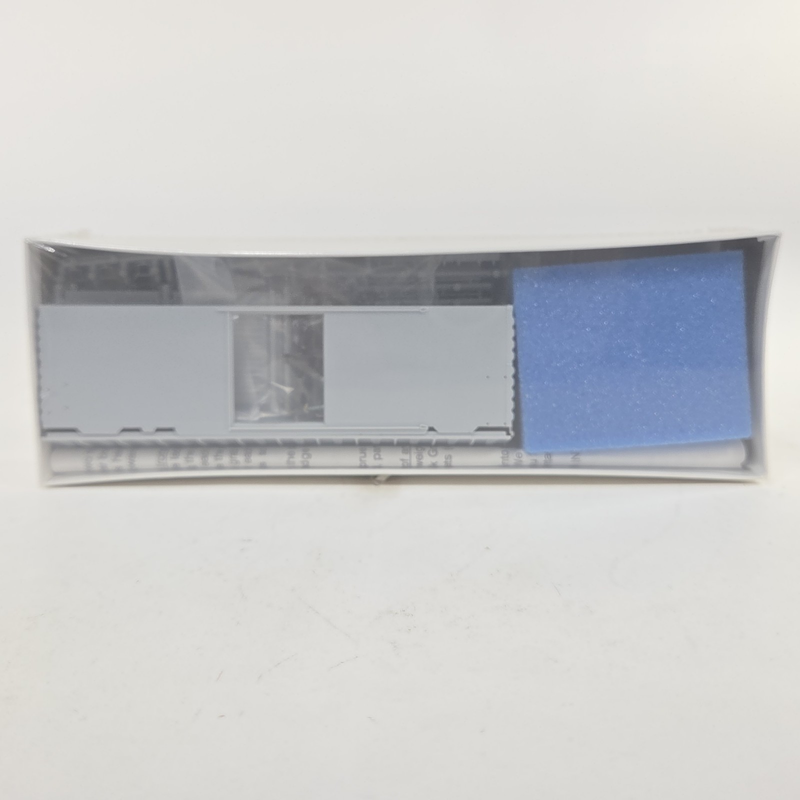 InterMountain HO Scale Standard 40′ Boxcar Sealed Kit Undecorated