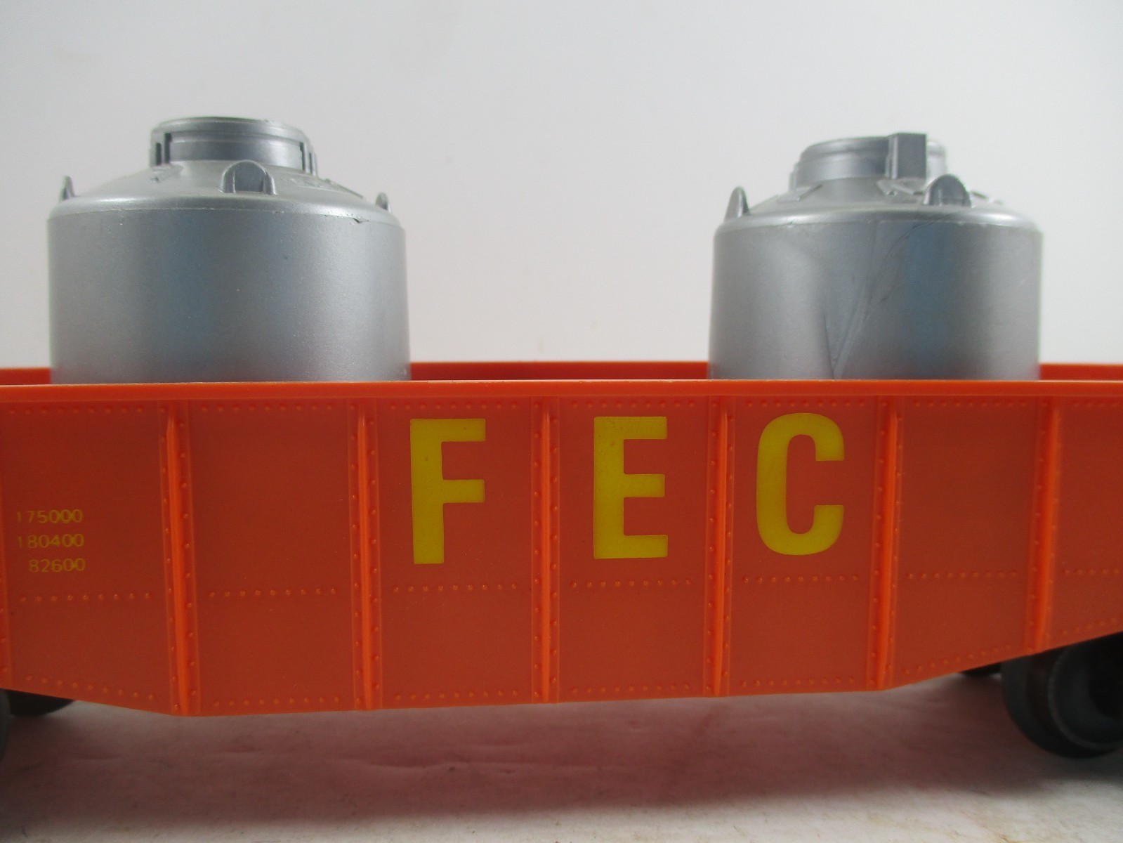 Lionel 6-6200 FEC Gondola with two Container Wrong Box??