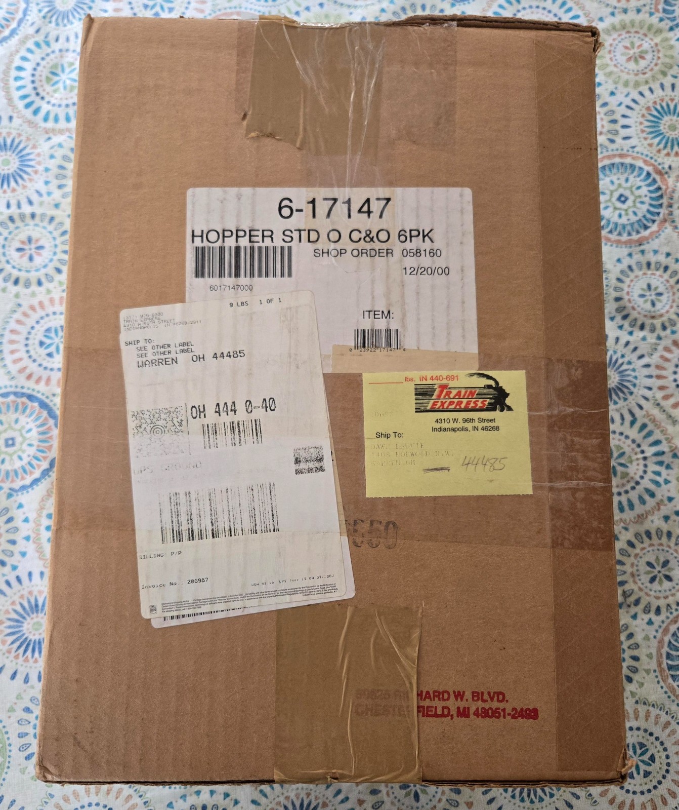 LIONEL 6-17147 CHESAPEAKE & OHIO 3 BAY HOPPER 6 CAR SET W/ COAL LOAD +SHIPPER