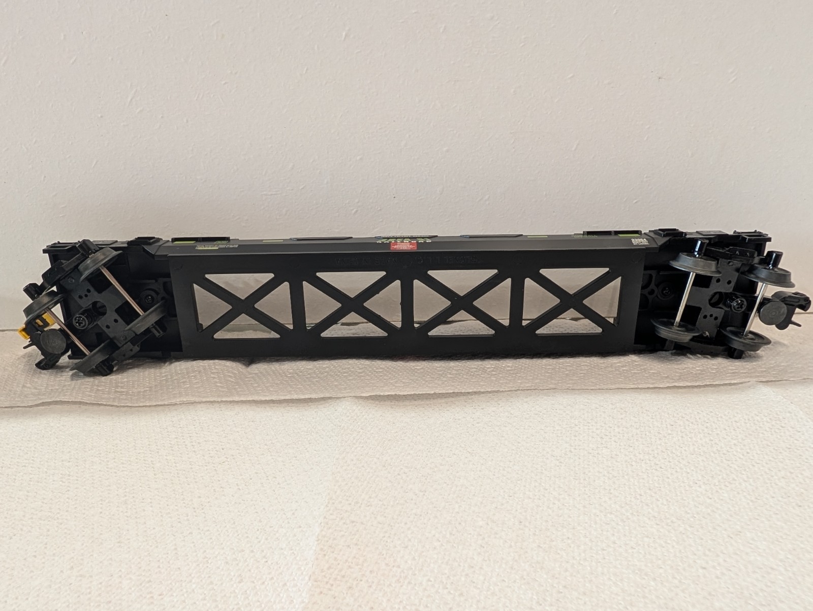 LIONEL AREA 51 ALIEN MAXI-STACK O GAUGE TRAIN CAR 2 CONTAINER USED NO BOX