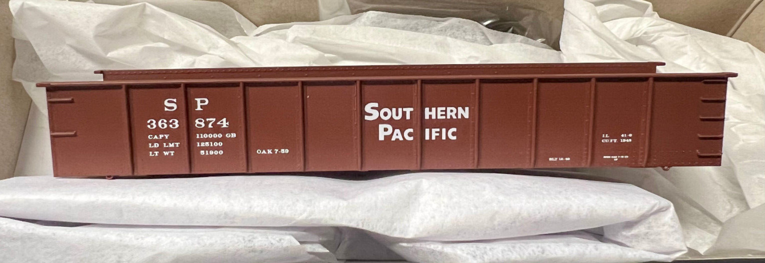 Accurail HO #81732 Southern Pacific (41′ Steel Gondola #363874) Plastic Kit