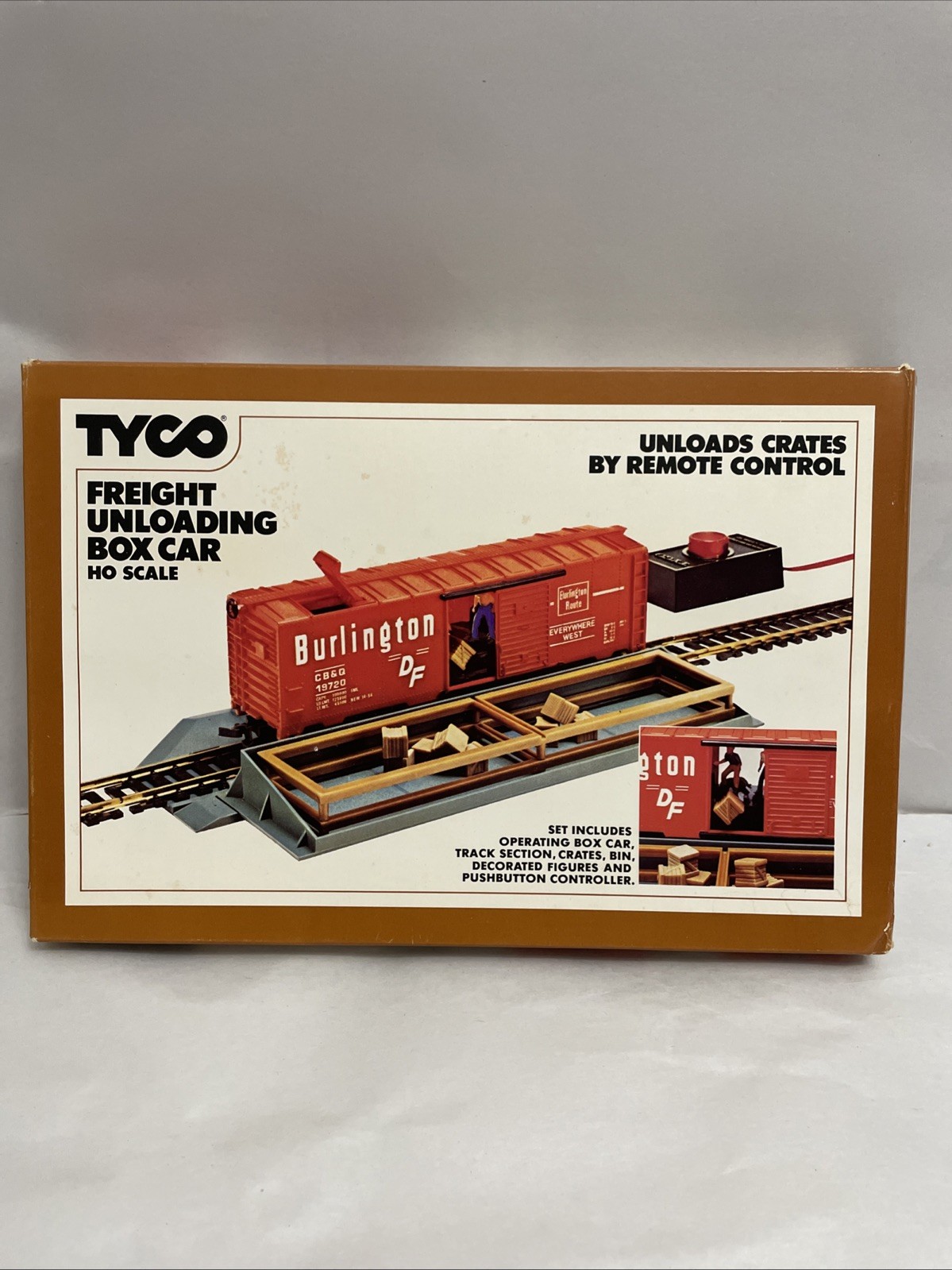 Vtg Tyco 930:900 Freight Unloading Box Car Open Box 1975 HO Scale