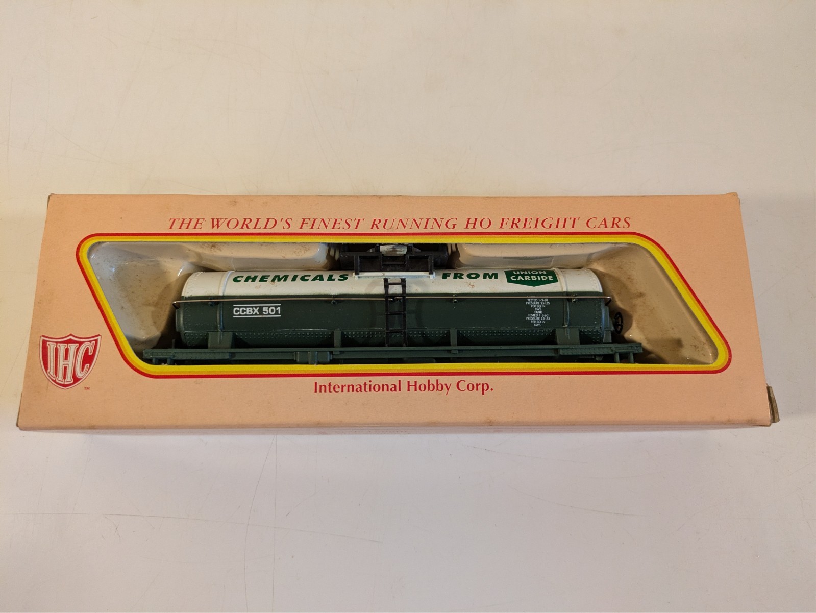 HO CCBX Union Carbide Chemicals Tank Car NIB NOS # 35010
