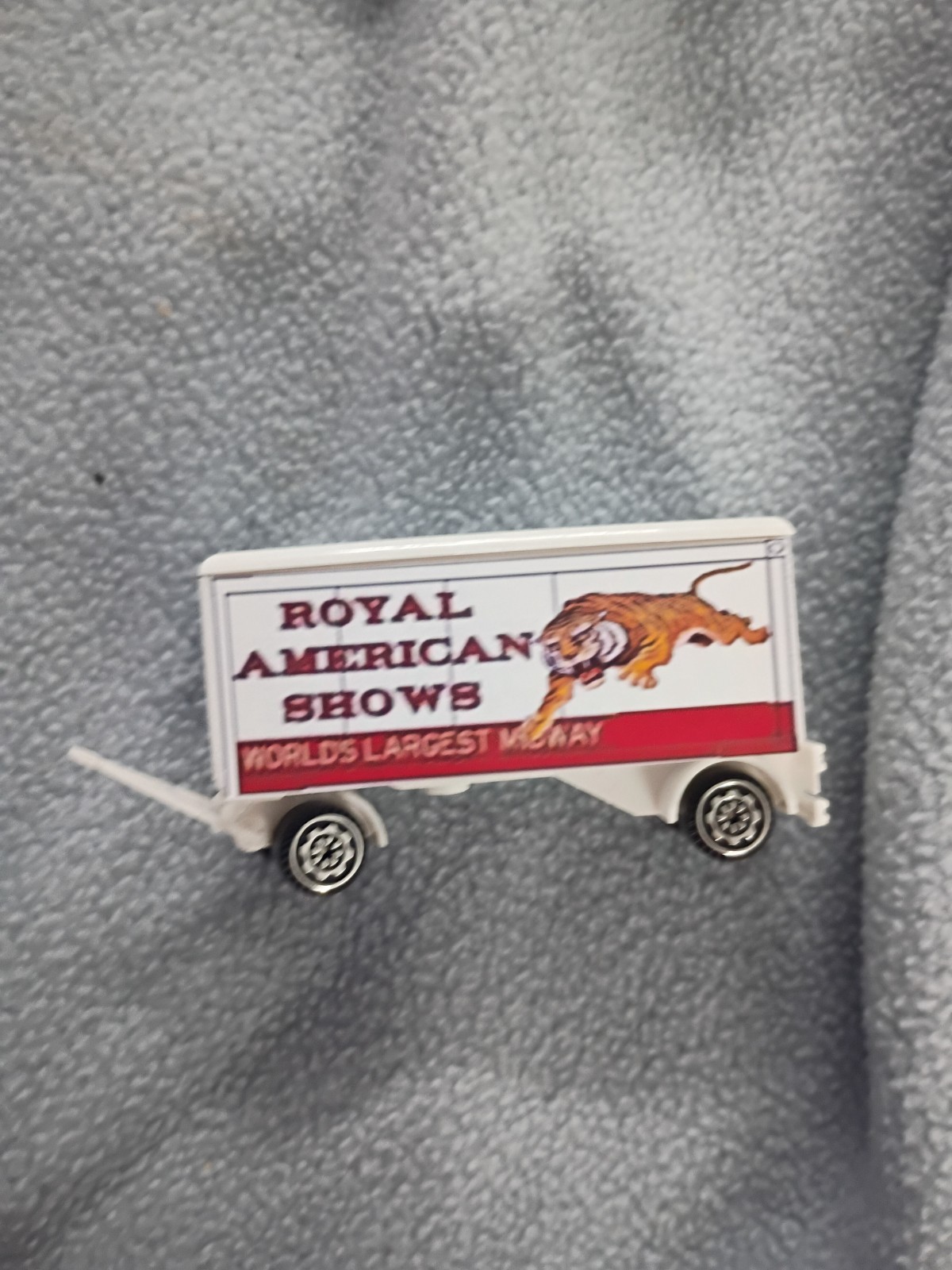 10 HO Scale Royal American Shows Wild Animal wagons