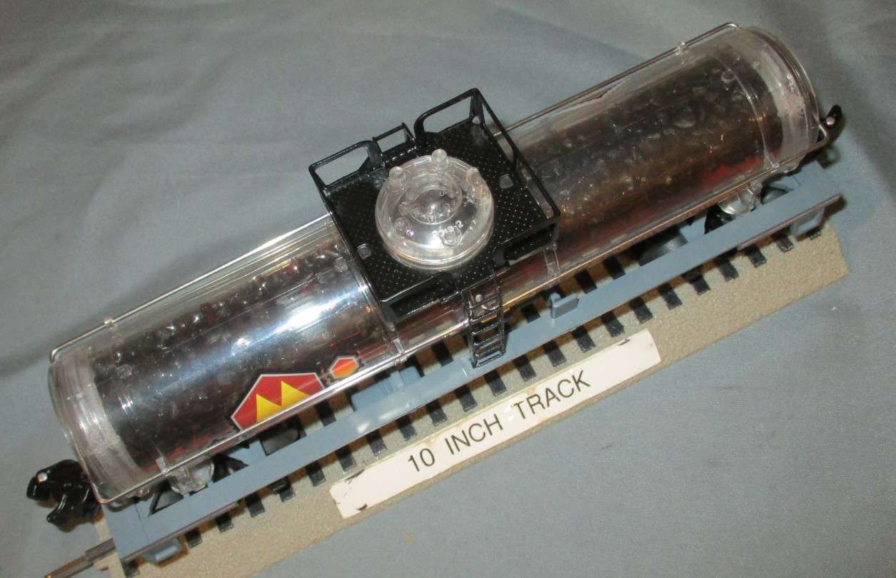 Lionel 23033 Star Wars Empire MUSTAFAR MAGMA Liquid Filled Tank Car O/027 ga.