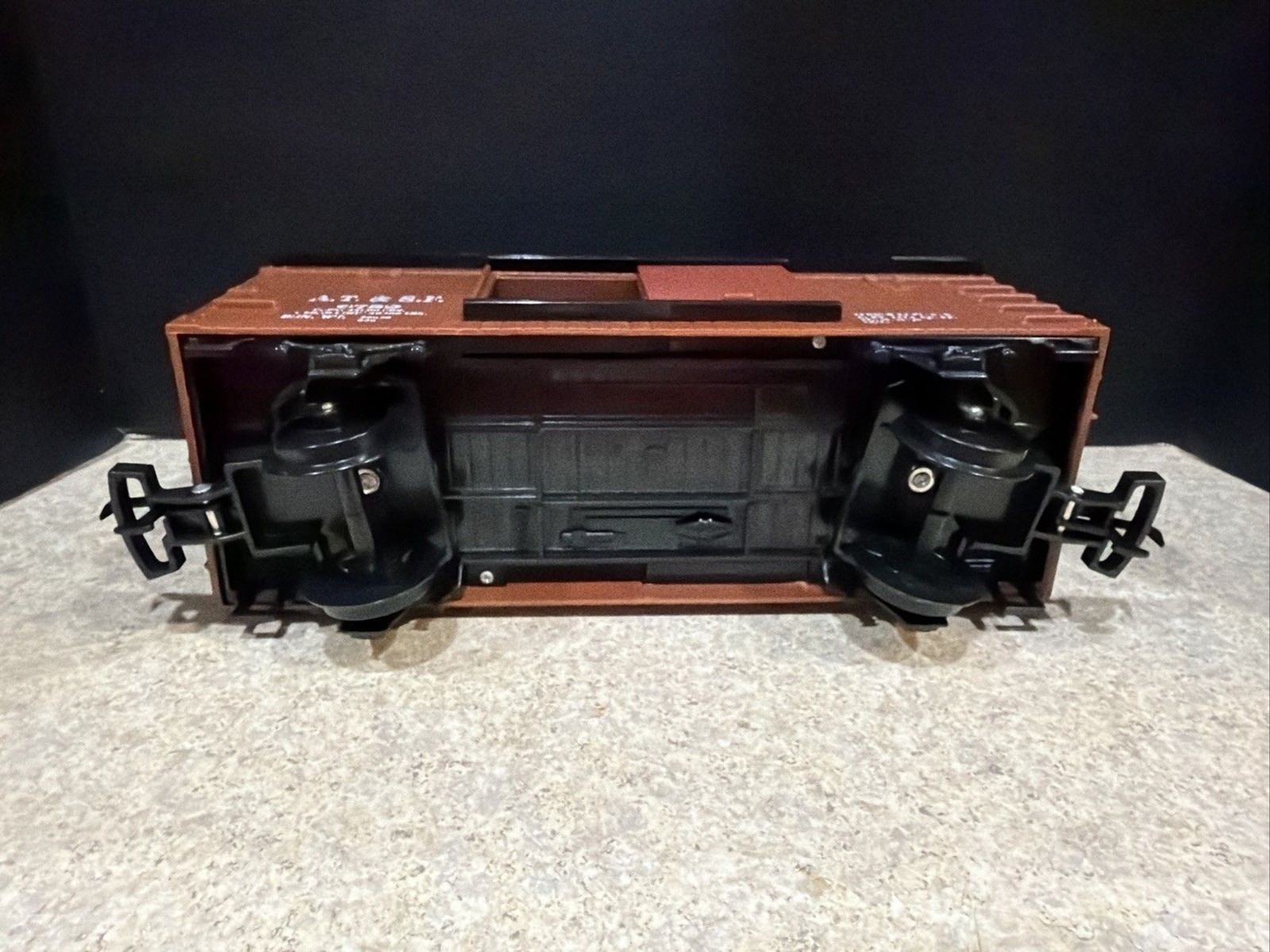 Scientific Toys G Scale AT & SF Brown Box Car 6789 Train