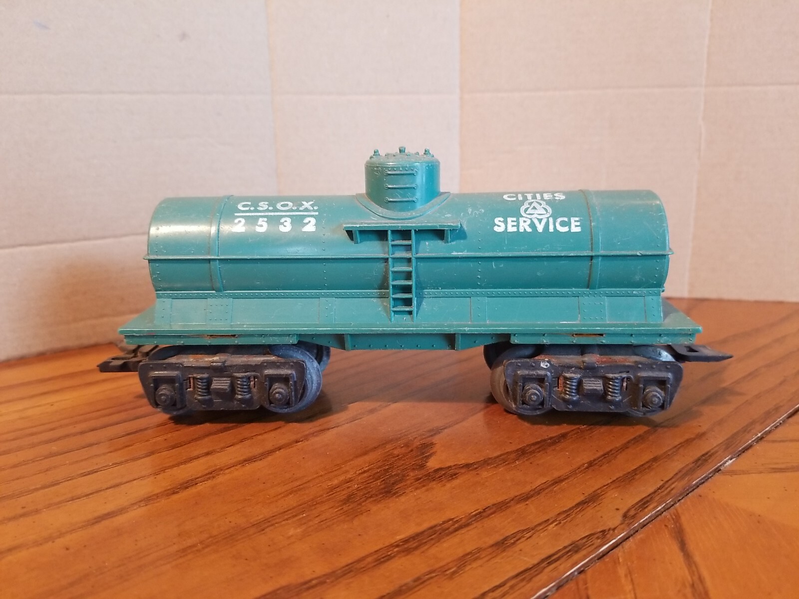O Scale MARX VTG C.S.O.X. 2532 CITIES SERVICE 8 WHEEL SINGLE DOME TANK CAR (L4)