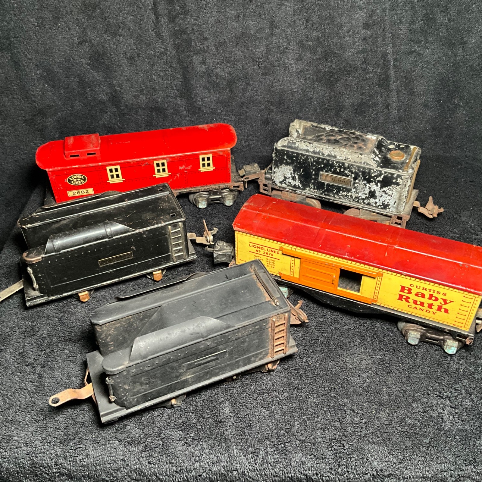 Vintage Lionel Trains O scale Lionel Lines Lot Of 5