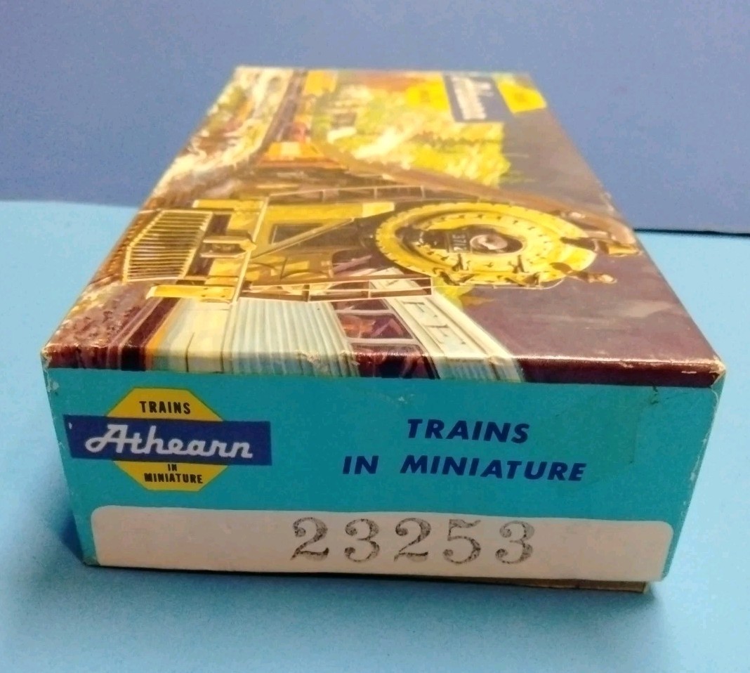 ATHEARN HO 40′ NEW JERSEY CENTRAL RR SINGLE DOOR BOXCAR #23253 COMPLETE KIT
