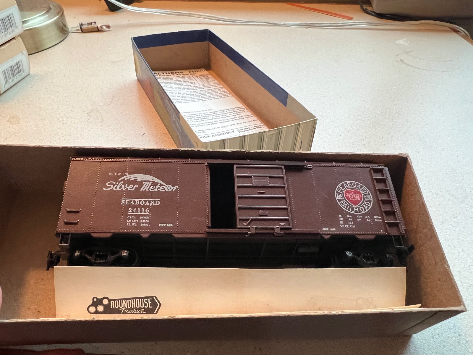 HO Scale Seaboard 40ft Box Car Roundhouse 1084 in Original Box Vintage