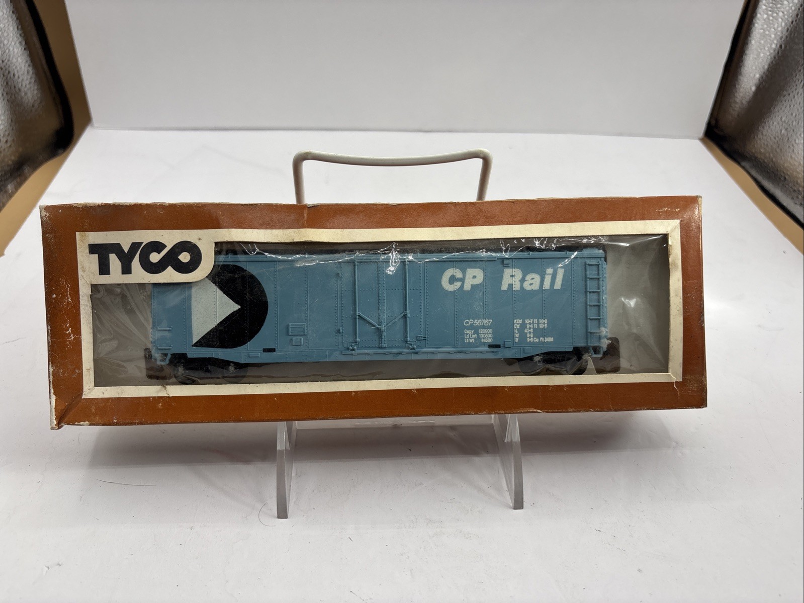 VINTAGE TYCO #339D HO SCALE C.P. RAIL 50′ PLUG DOOR BOX CAR IN BOX