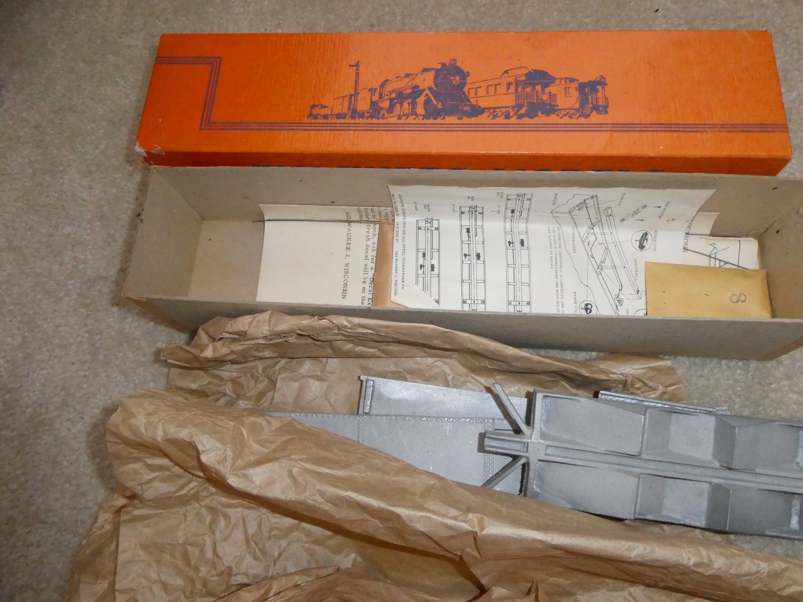 Vintage O Scale Walthers Wood Metal Hopper Car Kit 3804 OB