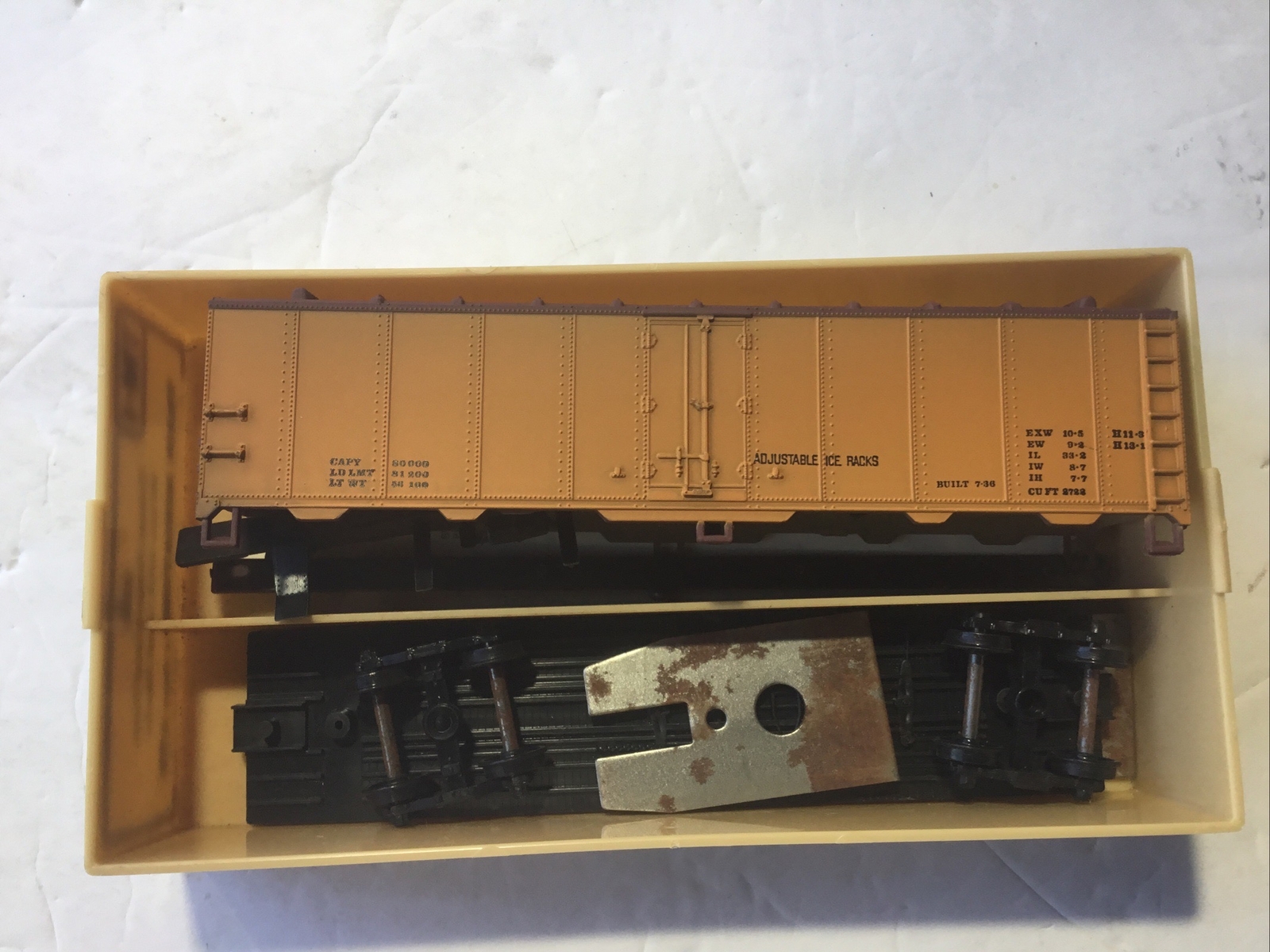 TMI HO Scale 40′ ARA Steel Reefer Car Kit. Data Only. NIB NOS.