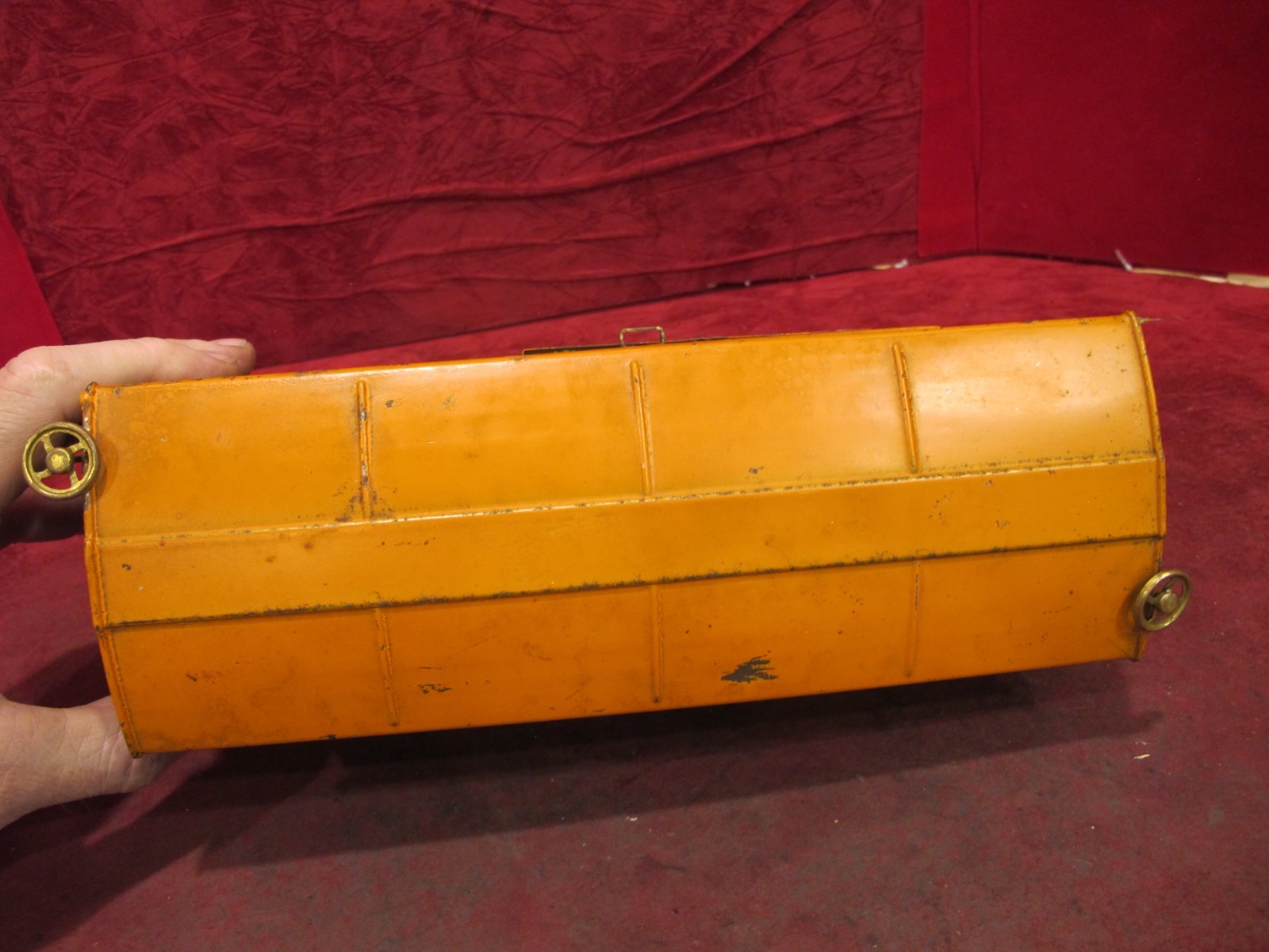 Lionel No. 513 Standard Gauge Olive Green/Orange Roof Cattle Car – 1927-1938
