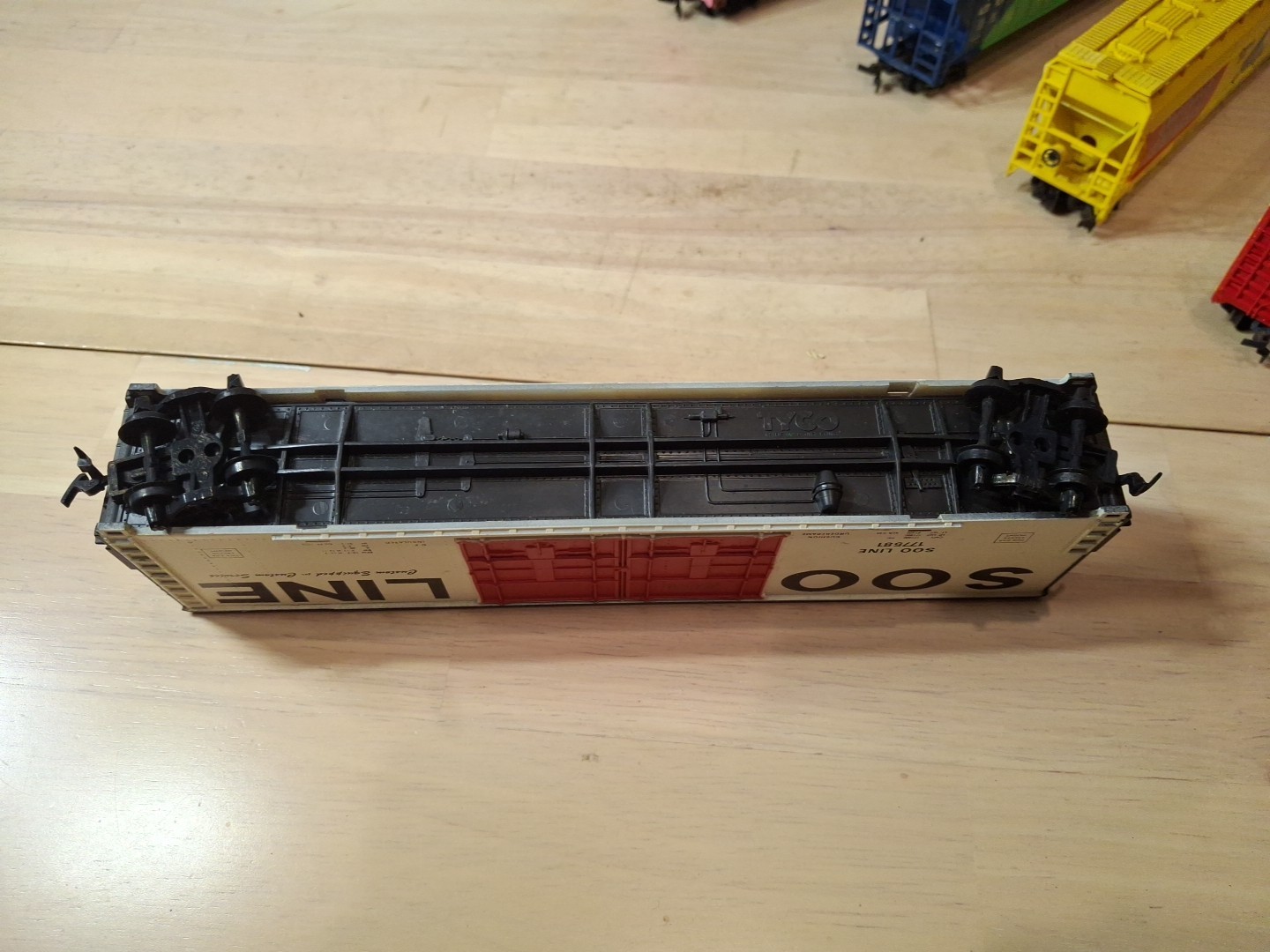 Lot of 5 TYCO HO Boxcars – Old Dutch, Ajax, Hunt’s, Soo Line – Hong Kong