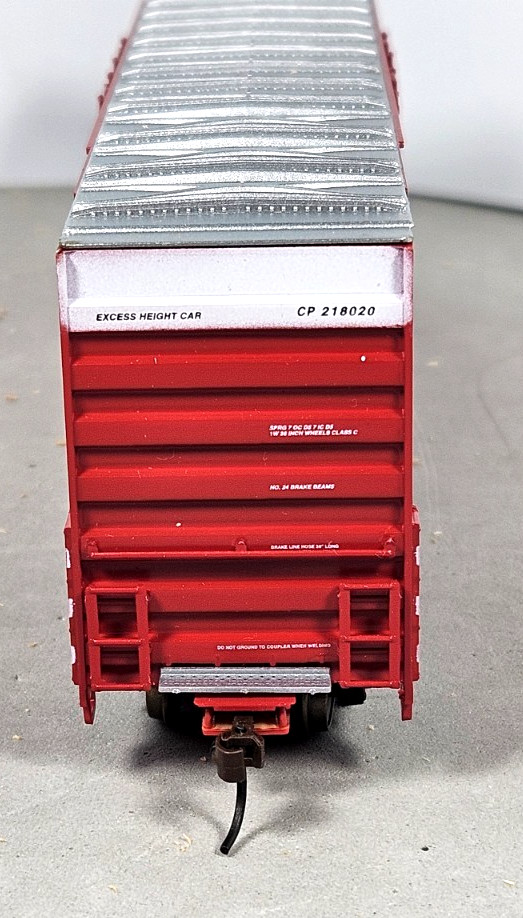 HO Scale 60′ Rib Side Double Plug Door High Cube Boxcar CP Canadian Pacific