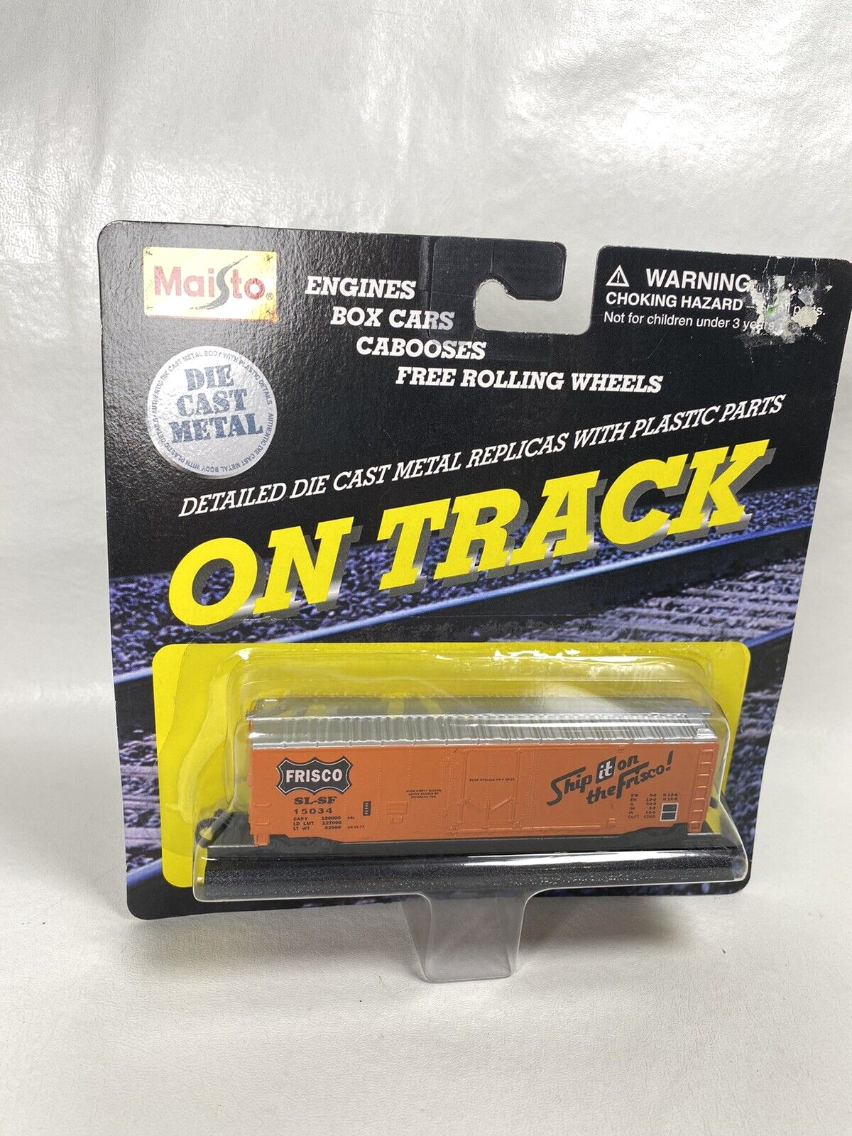MAISTO DIE CAST METAL FRISCO FREIGHT BOXCAR WITH TRACK INCLUDED!