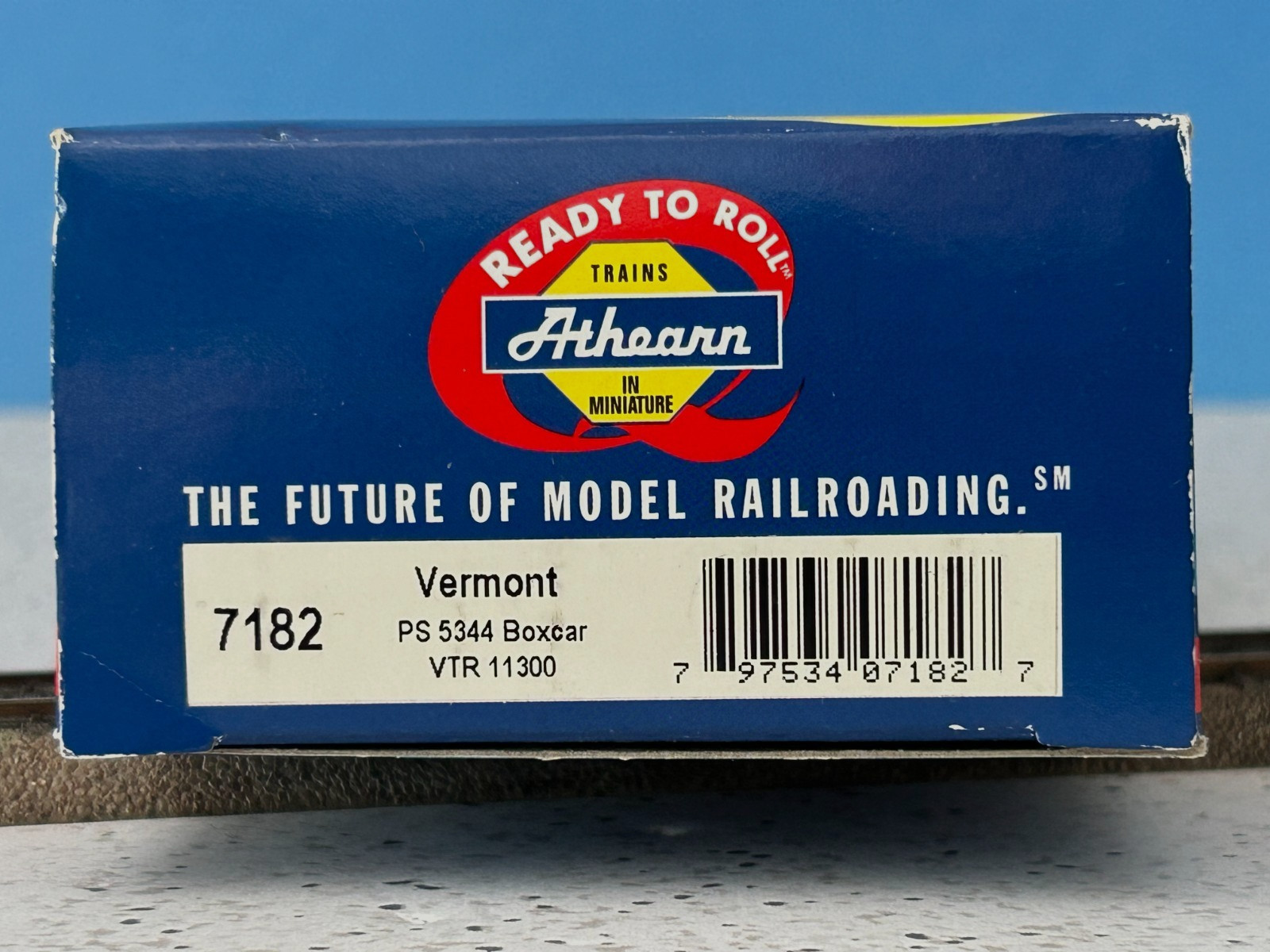 Vermont Railway P-S 5344 50′ Boxcar VTR-11300 Athearn HO EXC. condition. OBX