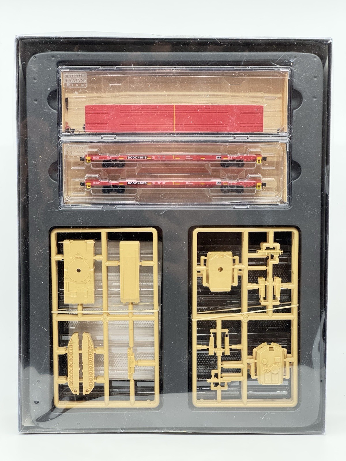 N Scale Micro Trains 99301620 DODX Red Flat Car (3-Pack) with Tanks