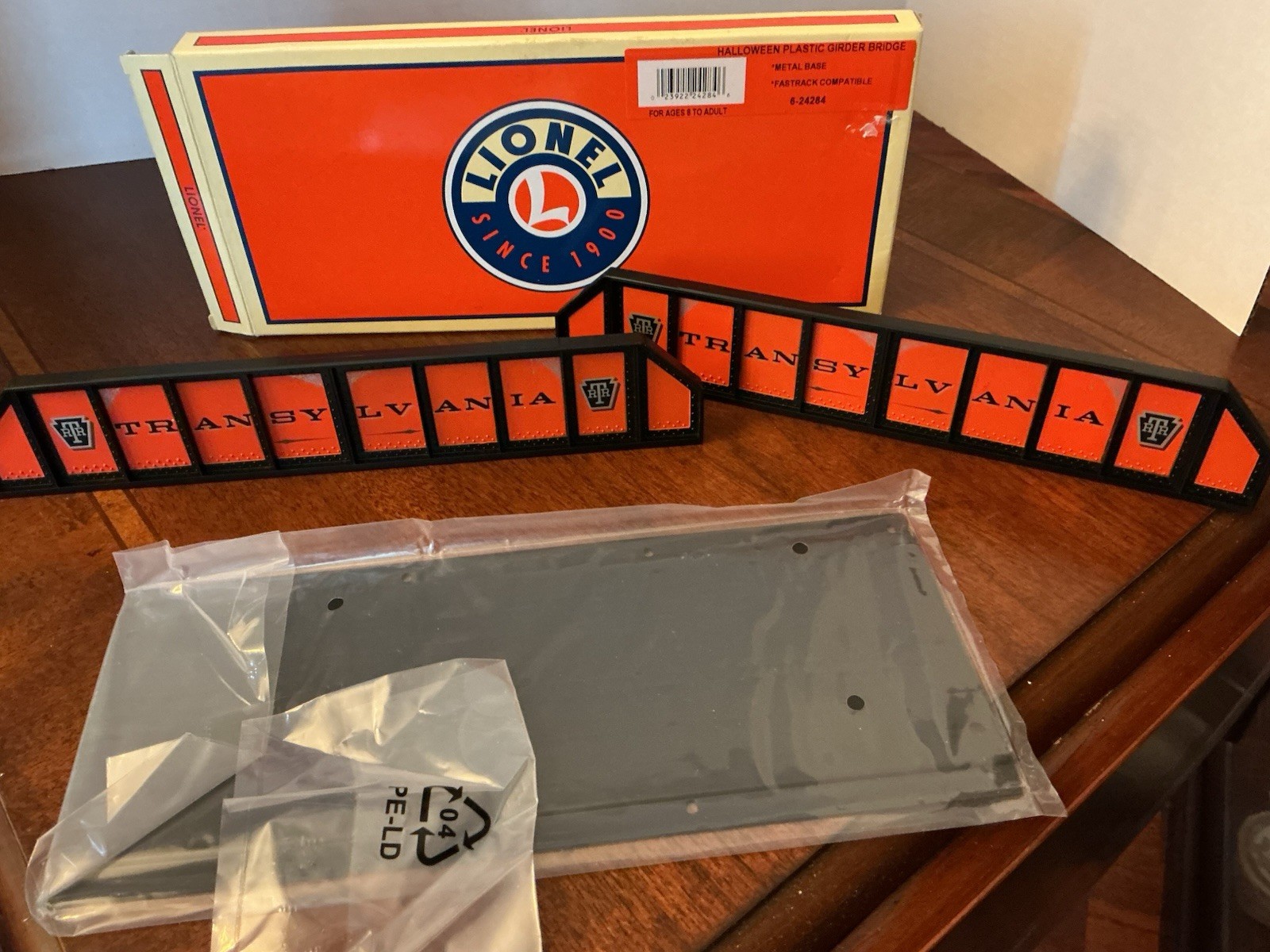 Lionel 6-24284 Halloween Plastic Girder Bridge NEW 24284 CTS 3.1.5