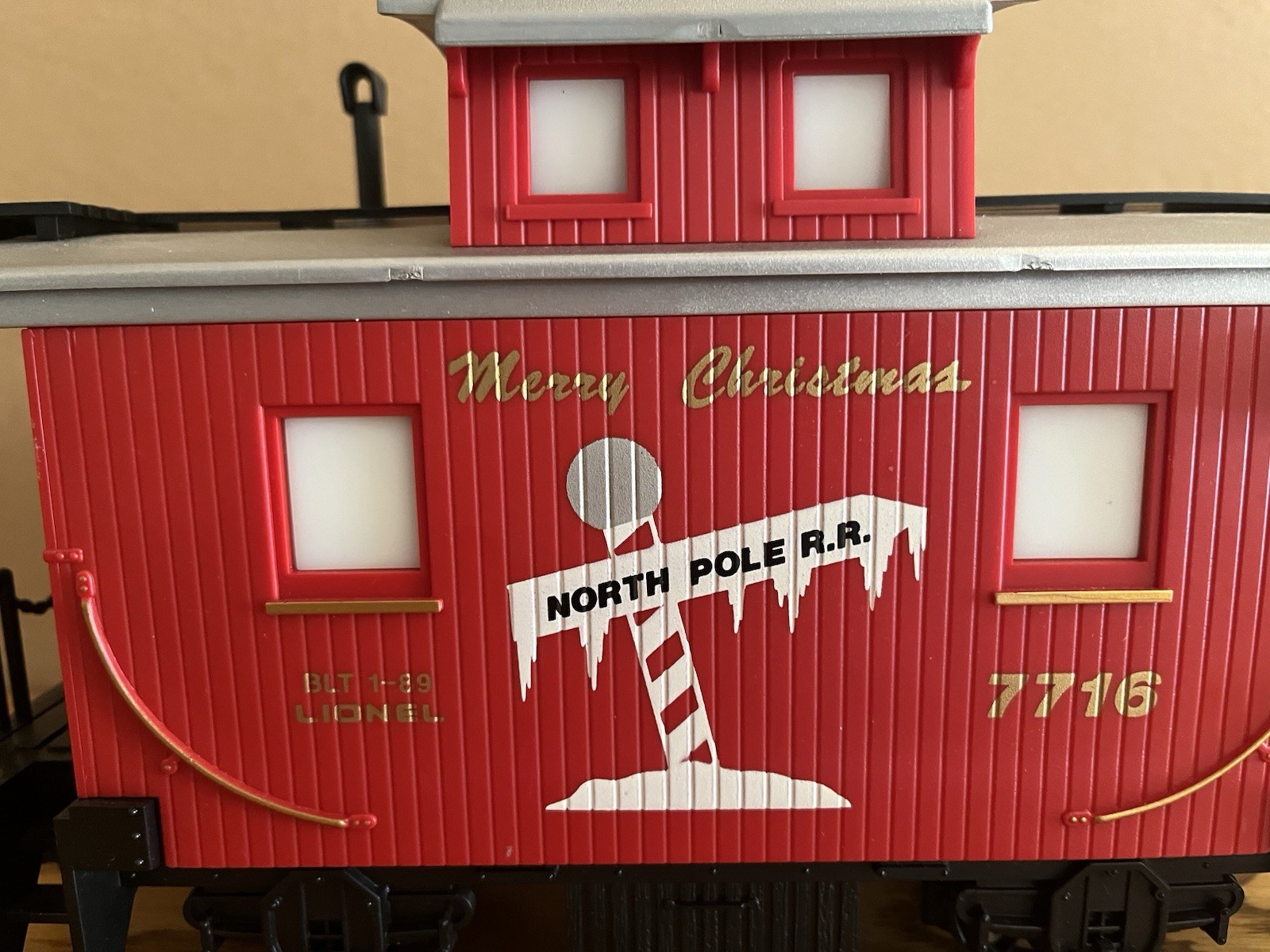 Lionel G Scale North Pole Railroad Caboose 7716 For Train Set Layout. LOOK RARE!