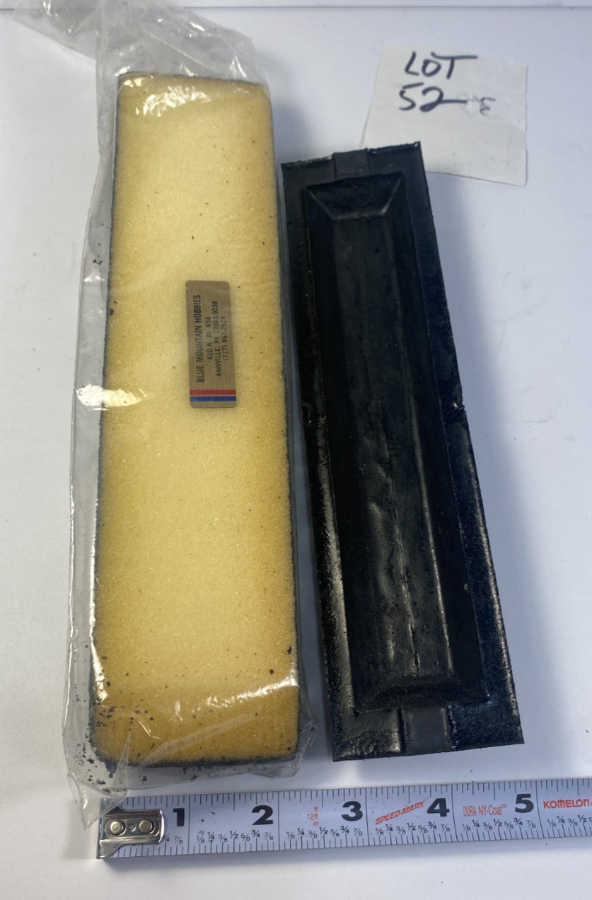 VINTAGE BLUE MOUNTAIN HOBBIES COAL LOADS 10” & 8 5/8”