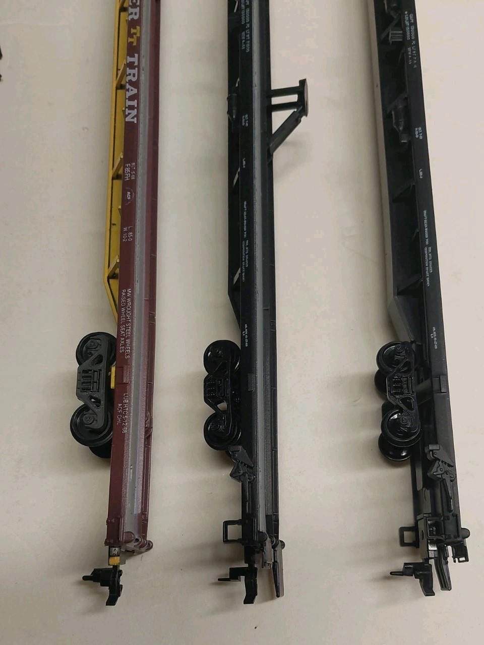 Three Athearn 85′ TOFC Flatcars. Southern Pacific & TTAX